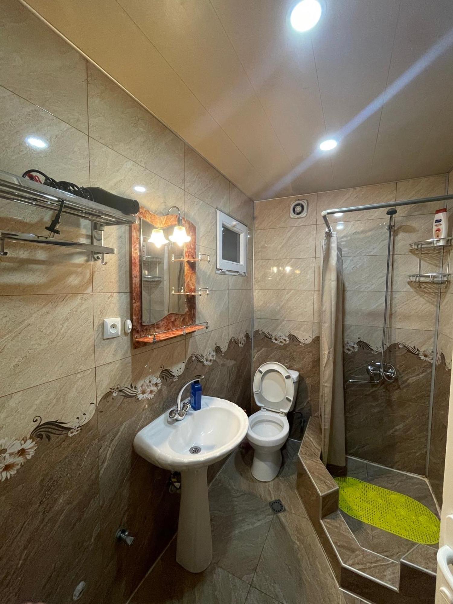 Hotel Elco Zugdidi Zewnętrze zdjęcie